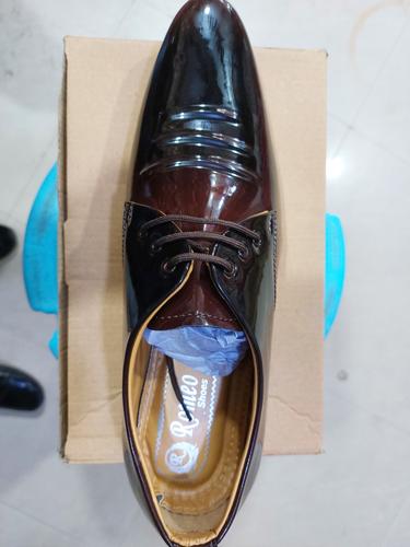 red shoes - 17809255 - Very Small Image - 1
