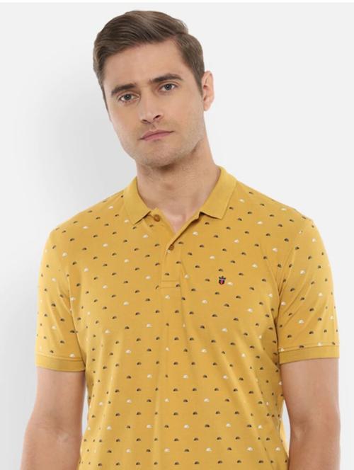 yellow mal tshirt - 17819599 - Very Small Image - 1
