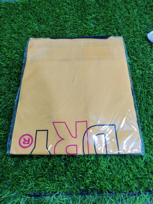yellow mal tshirt - 17824938 - Very Small Image - 1