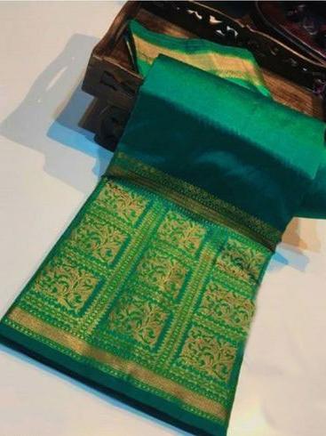 green color banarasi silk kanchi pattu - 17839377 - Very Small Image - 1