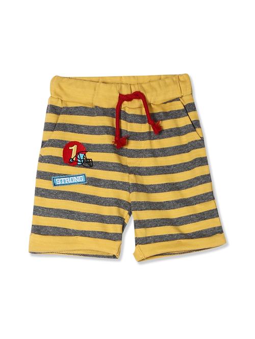yellow printed shorts - 17841894 - Very Small Image - 1