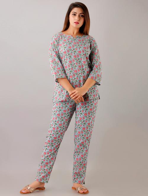 printed nightwear pajama set - 17849995 - Very Small Image - 1