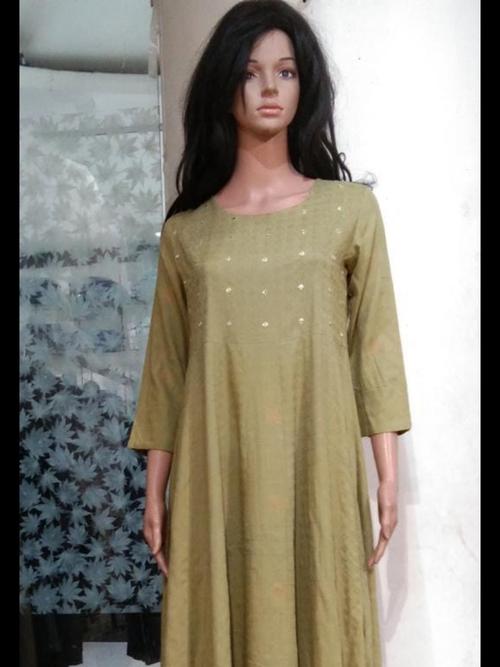 only gowns - 17853766 - Very Small Image - 1