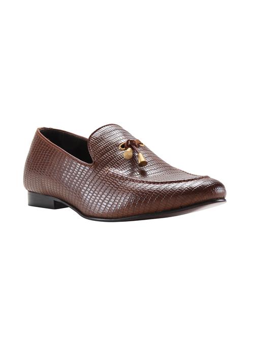 tan slip on shoes - 17859606 - Very Small Image - 1