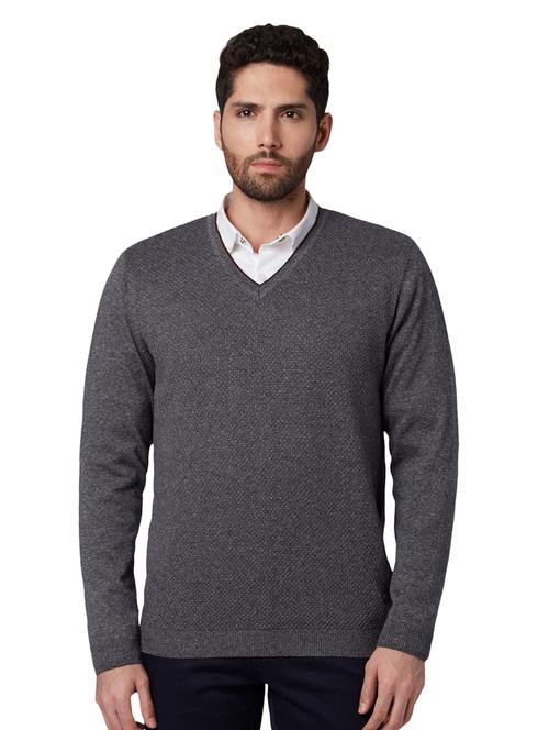 black self design pullover - 17861784 - Very Small Image - 1