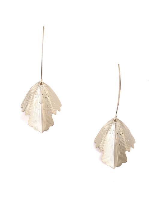 gold metal drop earring - 17862908 - Very Small Image - 1