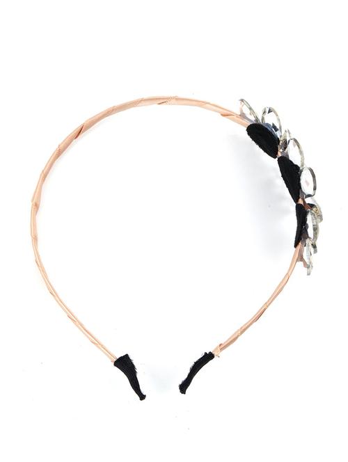 pink plastic hairband - 17863090 - Very Small Image - 1