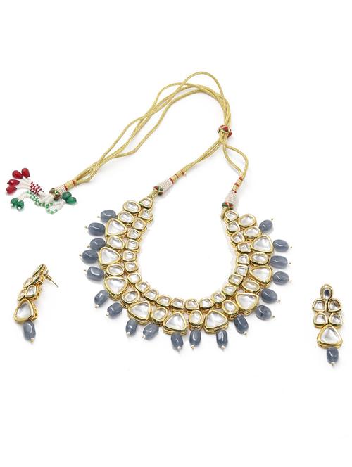 grey metal necklaces and earring - 17863302 - Very Small Image - 1