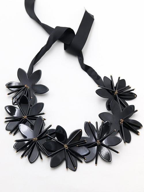 odette black stylish malleable floral necklace! - 17863477 - Very Small Image - 1