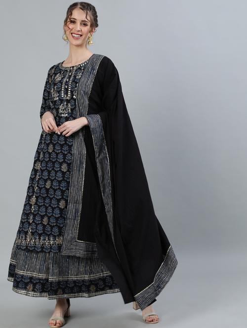 printed suit set - 17882194 - Very Small Image - 1