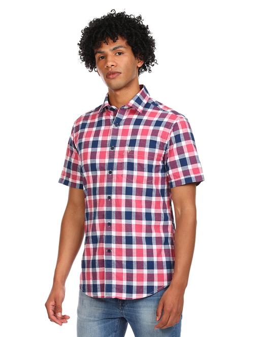 pink checkered casual shirt - 17888932 - Very Small Image - 1
