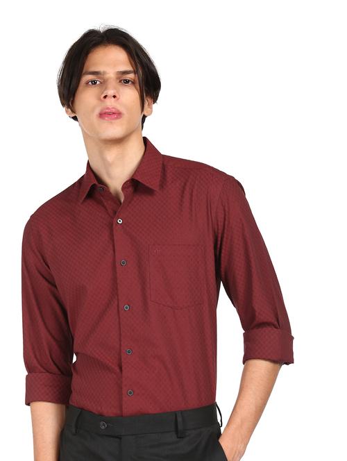 maroon self design formal shirt - 17930766 - Very Small Image - 1
