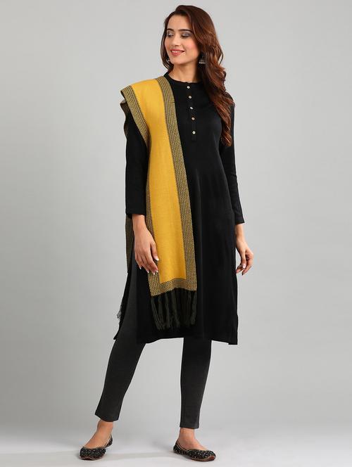 yellow tasseled hem muffler - 17931347 - Very Small Image - 1