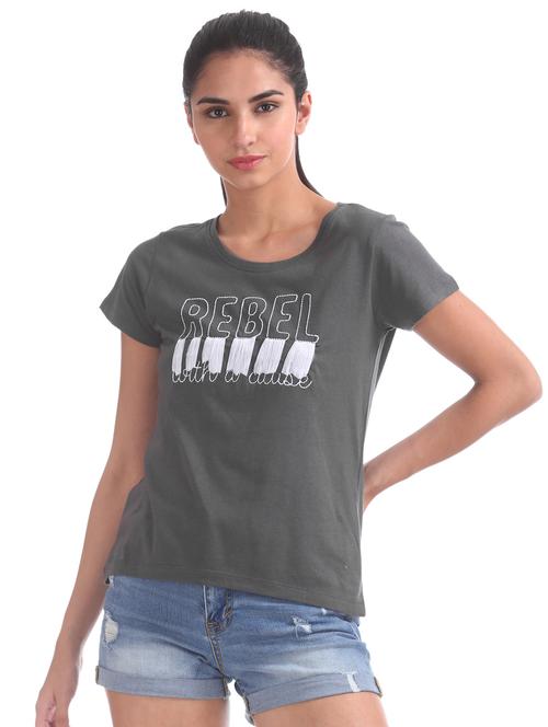 round neck graphic tee - 17935835 - Very Small Image - 1
