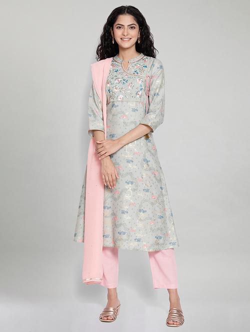 embroidered suit set - 17950077 - Very Small Image - 1