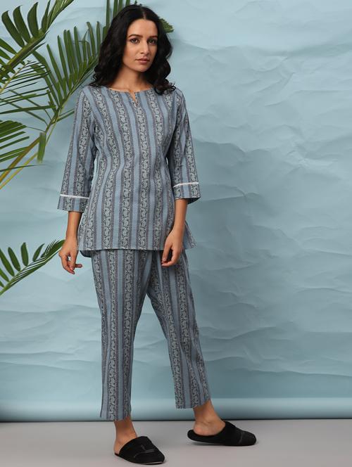 round neck printed nightwear pajama set - 17954794 - Very Small Image - 1