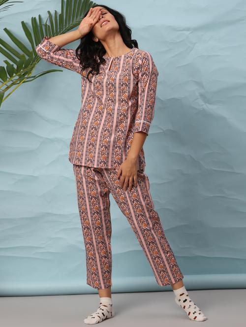 round neck printed nightwear pajama set - 17954795 - Very Small Image - 1