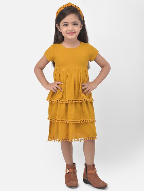yellow solid frock - 17968698 - Very Small Image - 1