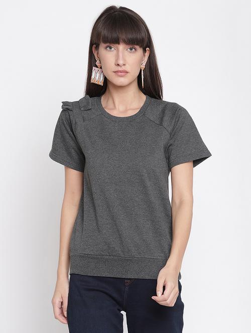 round neck solid sweatshirt - 17976092 - Very Small Image - 1
