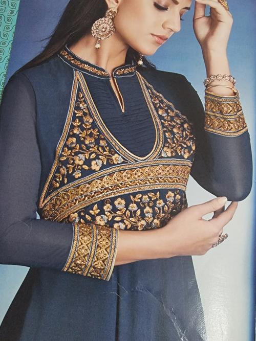 heavy emberoidery work gown party wear - 18020869 - Very Small Image - 1