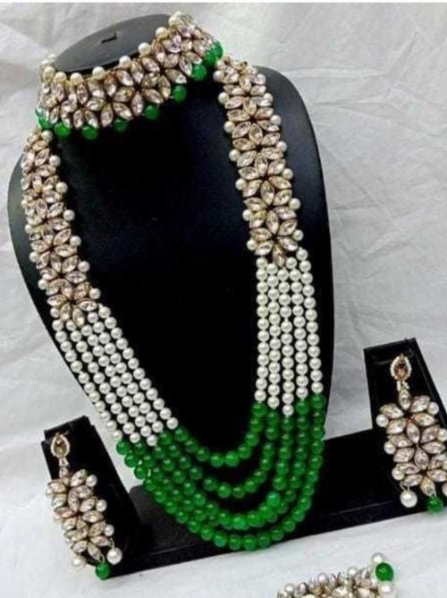 green metal necklace - 18021180 - Very Small Image - 1
