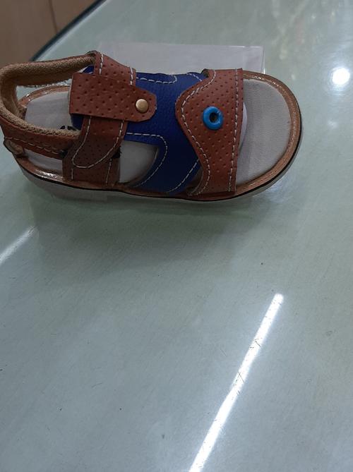 kids - 18028075 - Very Small Image - 1
