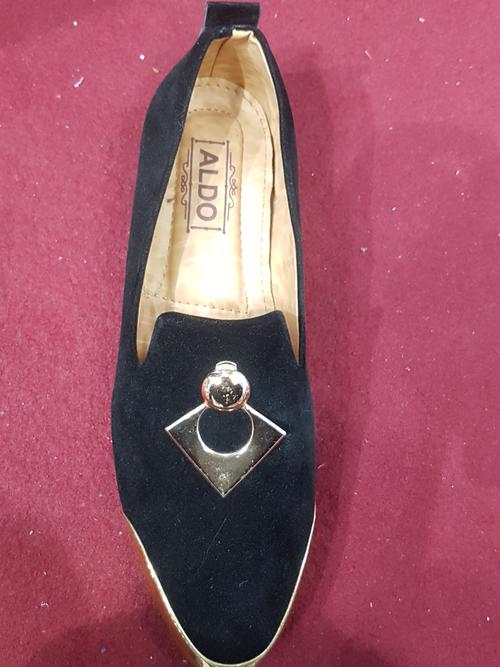shoes - 18028251 - Very Small Image - 1