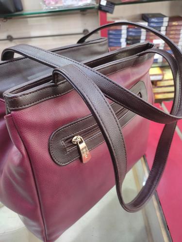 ladies handbag - 18033751 - Very Small Image - 1
