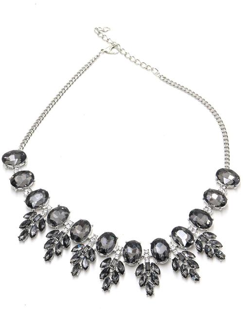oval-shaped black necklace - 18034208 - Very Small Image - 1