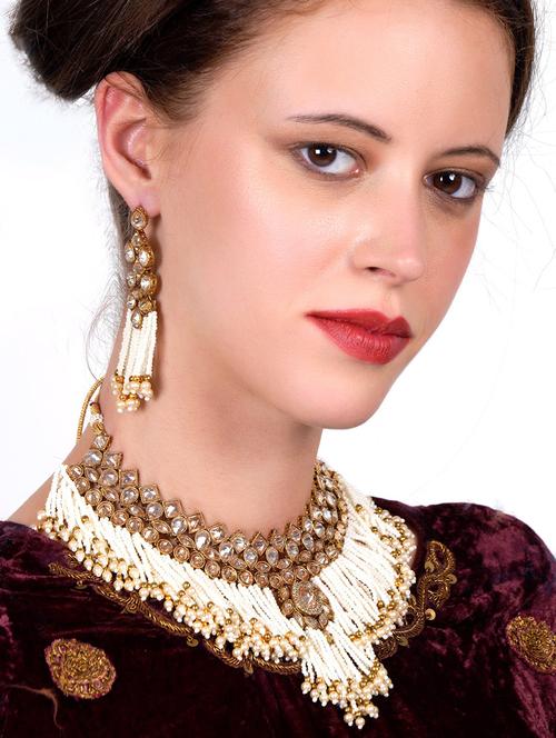 heavy pearl, & kundan choker with earrings - 18034366 - Very Small Image - 1