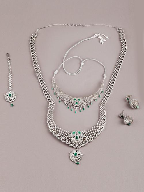 green metal necklaces and earring - 18037927 - Very Small Image - 1