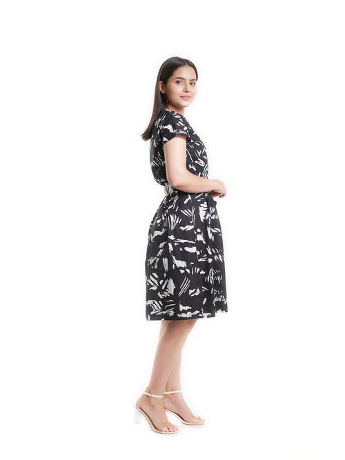 this black print cotton flare dress - 18039070 - Very Small Image - 1