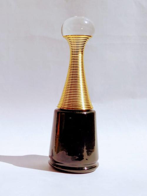 stylish bottle and premium perfume for - 18039166 - Very Small Image - 1