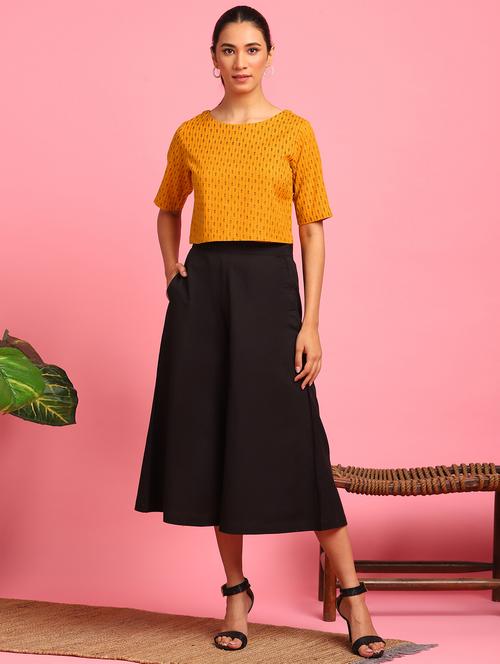 yellow printed top and palazzos set - 18039228 - Very Small Image - 1