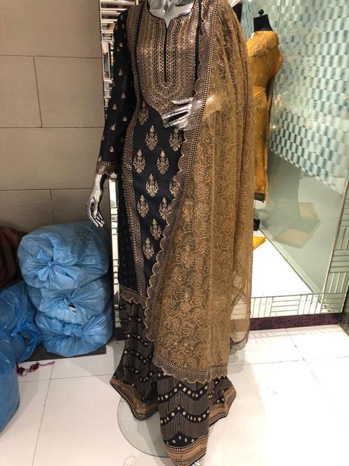 ladies suit - 18040817 - Very Small Image - 1