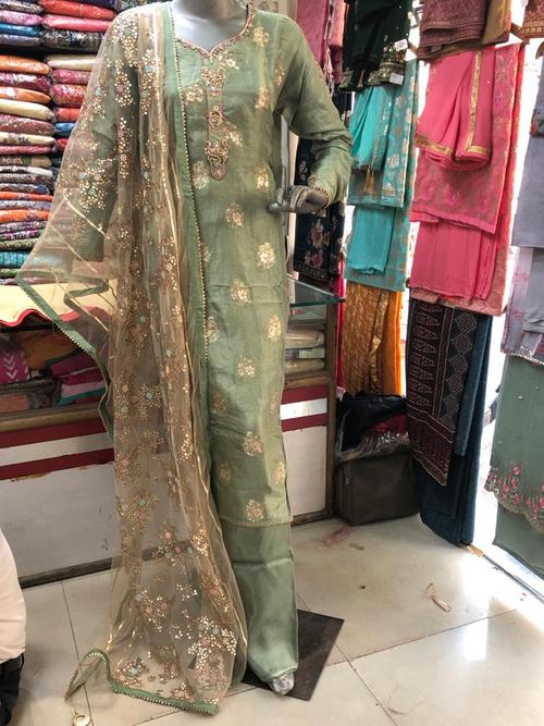 ladies suit - 18040818 - Very Small Image - 1