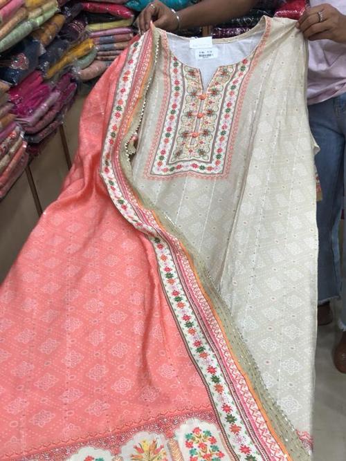 ladies suit - 18040819 - Very Small Image - 1