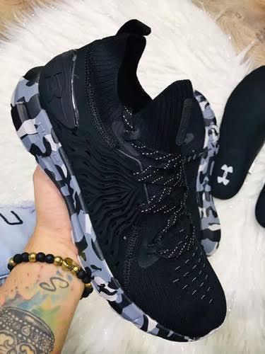 sport shoes - 18041973 - Very Small Image - 1