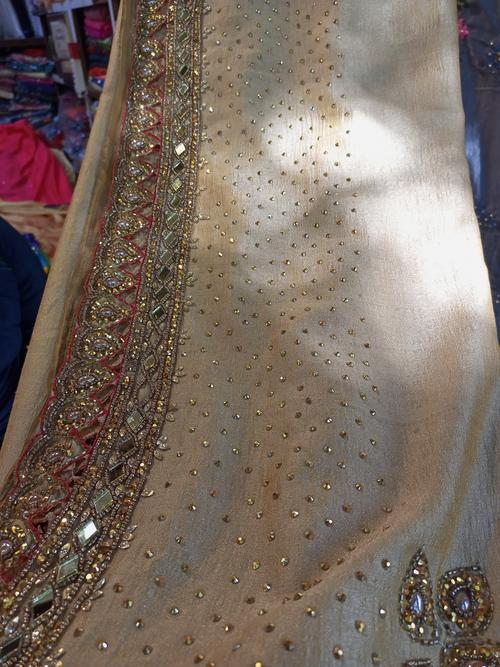 gold saree - 18042509 - Very Small Image - 1