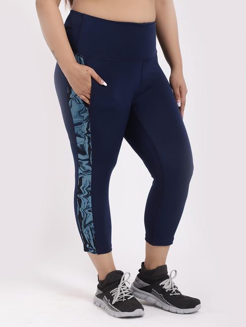 high rise printed sports capri - 18045435 - Very Small Image - 1