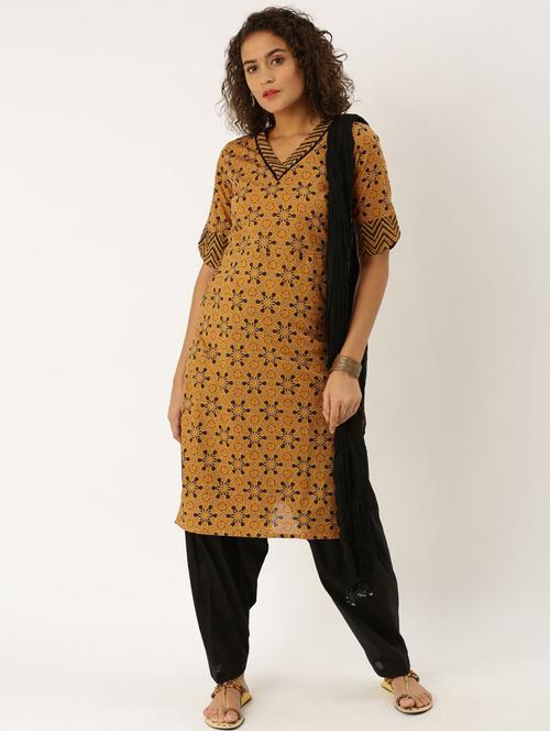 mustard cotton straight kurta - 18046829 - Very Small Image - 1