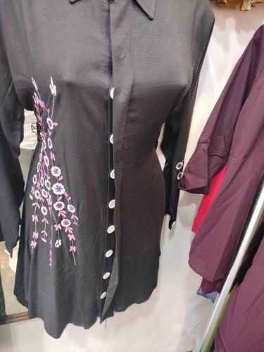ladies dress - 18047441 - Very Small Image - 1
