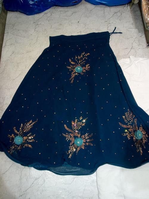 gowns - 18049076 - Very Small Image - 1