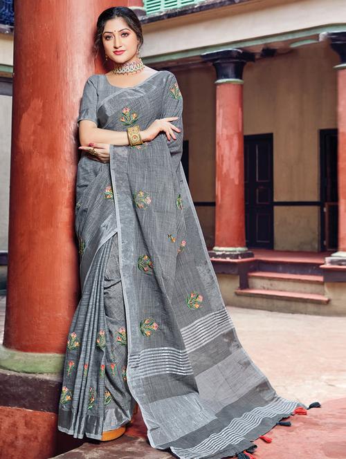 tassel detailed self design embroidered saree with blouse - 18049557 - Very Small Image - 1