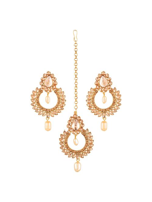 traditional crystal kundan maang tikka earrings set, beige - 18057920 - Very Small Image - 1