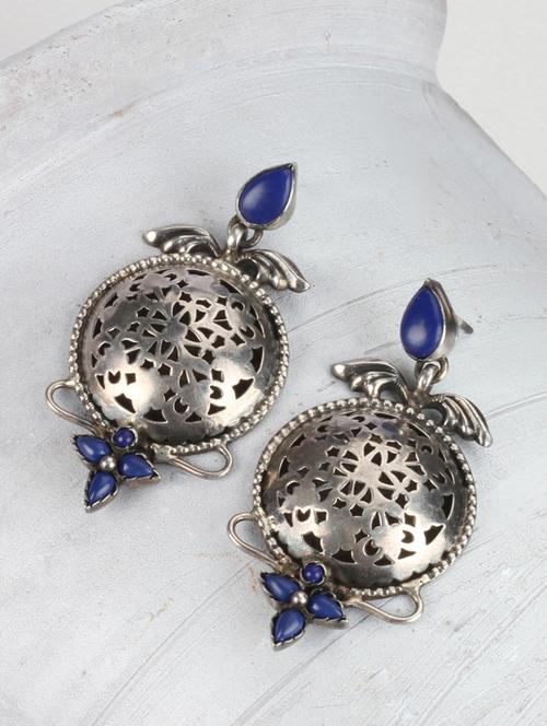 silver handcrafted earrings - 18058432 - Very Small Image - 1