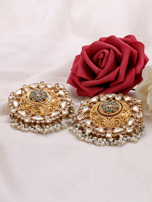 gold studs earring - 18058439 - Very Small Image - 1