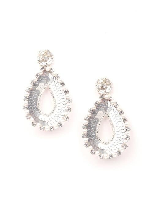 silver metal studs earring - 18065602 - Very Small Image - 1