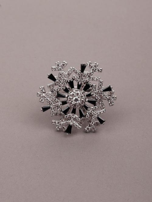 silver metal finger ring - 18065613 - Very Small Image - 1