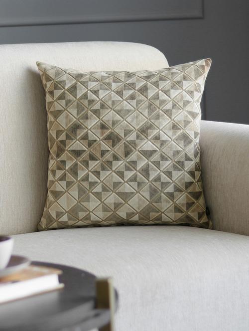 gm 16 x 16" jacquard geometric brown cushion cover - 18072727 - Very Small Image - 1